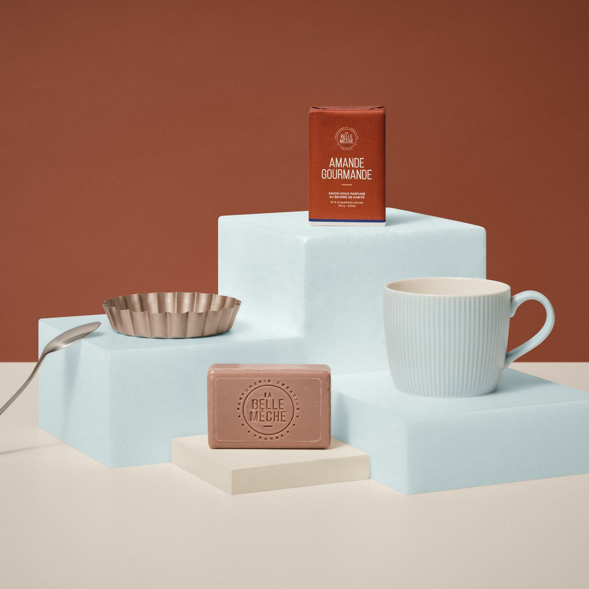 La Belle Mèche French Sweets (Amande Gourmande) soap bar