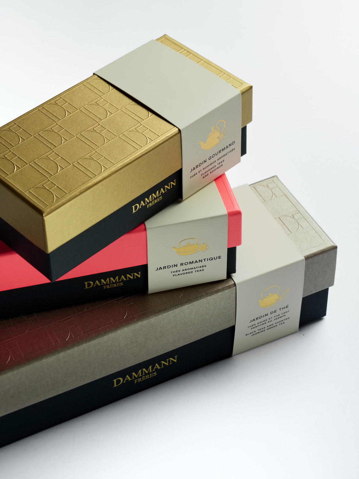 Coffrets Jardin de Dammann Frères empilés, dont le coffret Jardin Gourmand