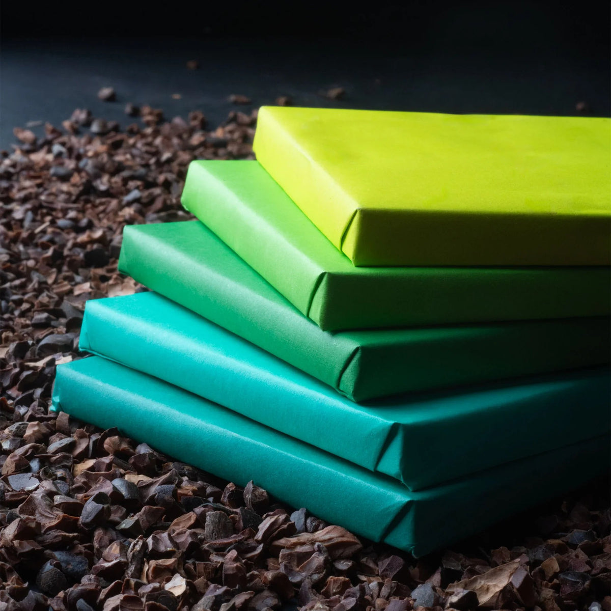 Organic Pyramid by François Pralus on cocoa nibs